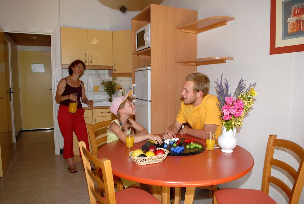 Vvf Les Cevennes Hotel Bedoues Room photo